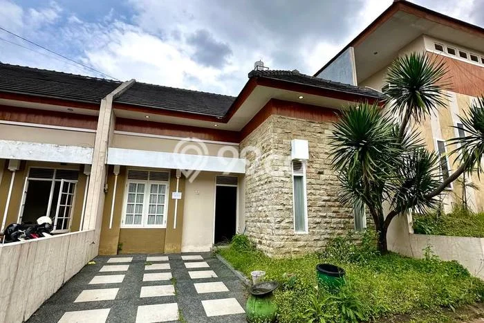 Lokasi Ideal! Vila di , Luas 112m2m², Kualitas Terbaik Lokasi Ideal! Vila di , Luas 112m2m², Kualitas Terbaik