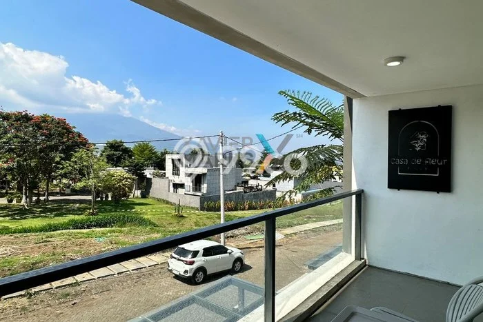 LOKASI STRATEGIS! Vila di , Area 105m2m², Akses ke fasilitas umum LOKASI STRATEGIS! Vila di , Area 105m2m², Akses ke fasilitas umum
