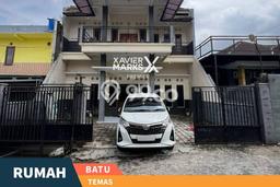 Dijual! Vila di , Dimensi 190m2m², Posisi Premium Dijual! Vila di , Dimensi 190m2m², Posisi Premium