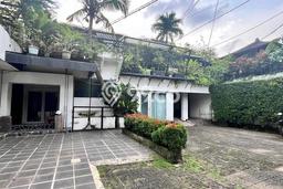 Jual Rumah Luas Elegan Dengan View Cantik di Kemang, Jakarta Selatan Jual Rumah Luas Elegan Dengan View Cantik di Kemang, Jakarta Selatan