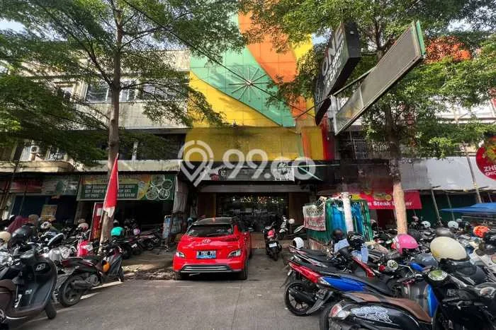 Ruko Disewa di Panakkukang, Makassar, LT 150m2 / LB 584m2 Ruko Disewa di Panakkukang, Makassar, LT 150m2 / LB 584m2