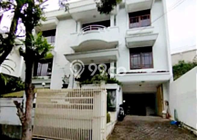 Siap Huni Rumah Mewah 6 Kamar di Sukasari Dekat ke Mana Pun Siap Huni Rumah Mewah 6 Kamar di Sukasari Dekat ke Mana Pun
