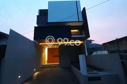 Jual Rumah Bagus Siap Huni LB 135m2 di Lengkong, Bandung Jual Rumah Bagus Siap Huni LB 135m2 di Lengkong, Bandung
