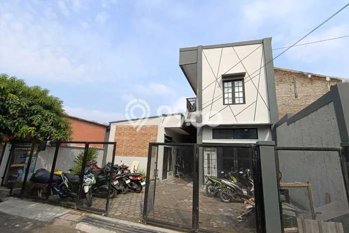 Siap Huni Rumah Mewah 12 Kamar di Cibiru Dekat ke Mana Saja Siap Huni Rumah Mewah 12 Kamar di Cibiru Dekat ke Mana Saja