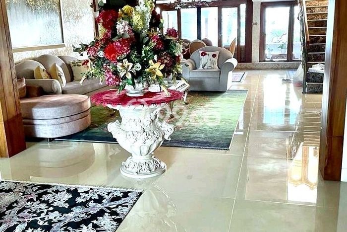 Siap Huni Rumah Mewah 7 Kamar di Sukasari Dekat ke Mana Pun Siap Huni Rumah Mewah 7 Kamar di Sukasari Dekat ke Mana Pun