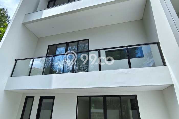 Rumah Mewah Dijual LT 186m2 di Parongpong, Bandung Barat Rumah Mewah Dijual LT 186m2 di Parongpong, Bandung Barat