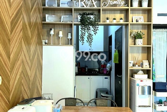 Rumah Luxury Modern Tanpa Renovasi di Buah Batu Bandung Rumah Luxury Modern Tanpa Renovasi di Buah Batu Bandung
