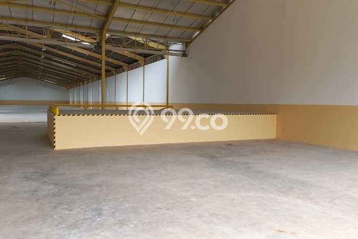 Gudang Disewa di Cakung, Jakarta Timur, LT 17840m2 / LB 9423m2 Gudang Disewa di Cakung, Jakarta Timur, LT 17840m2 / LB 9423m2