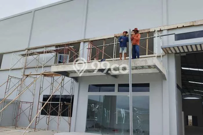 Disewakan Gudang komersial di Cikarang Pusat luas bangunan 1068m2 Disewakan Gudang komersial di Cikarang Pusat luas bangunan 1068m2