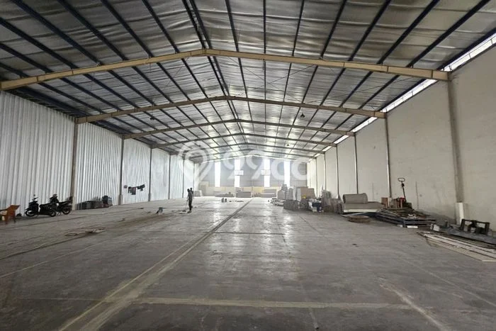 Gudang bagus disewakan di Cikarang Pusat Bekasi dengan LB 1575m2 harga sewa terbaik Gudang bagus disewakan di Cikarang Pusat Bekasi dengan LB 1575m2 harga sewa terbaik