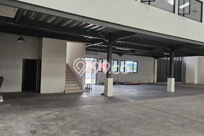 Gudang bagus disewakan di Cikarang Pusat Bekasi dengan LB 1188m2 harga sewa terbaik Gudang bagus disewakan di Cikarang Pusat Bekasi dengan LB 1188m2 harga sewa terbaik