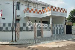 Dijual Rumah Premium dengan Fasilitas Sekitar Lengkap di BSD, Tangerang Selatan Dijual Rumah Premium dengan Fasilitas Sekitar Lengkap di BSD, Tangerang Selatan