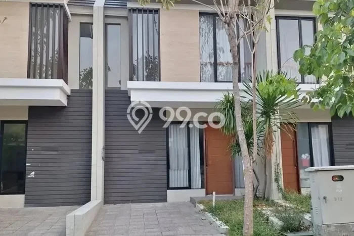 Disewakan! Rumah 2 Kamar Tidur &
2 Kamar Mandi di Citraland, Surabaya Disewakan! Rumah 2 Kamar Tidur &
2 Kamar Mandi di Citraland, Surabaya