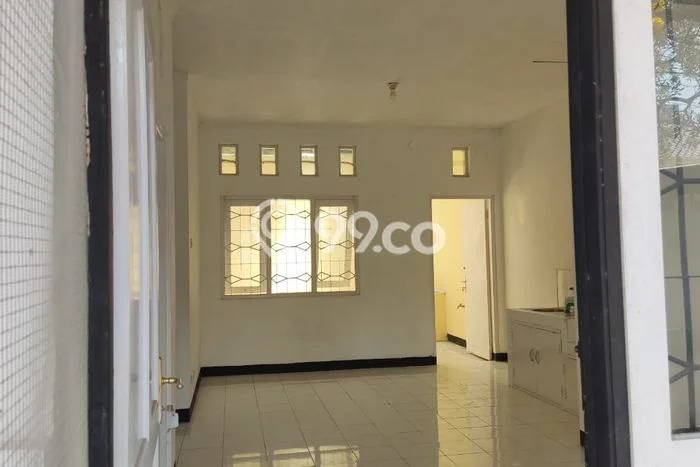Rumah area , Dekat Tol, 1 KM, LT 105m2m² Bangunan 80m2m² Rumah area , Dekat Tol, 1 KM, LT 105m2m² Bangunan 80m2m²