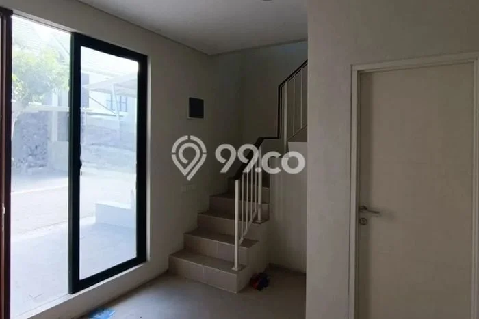 Rumah sewa siap pakai 1 KT di Citraland, Surabaya Rumah sewa siap pakai 1 KT di Citraland, Surabaya