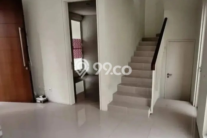 Jarang Ada! Rumah Sewa 3 Kamar Bagus Siap Huni Surabaya Kota Jarang Ada! Rumah Sewa 3 Kamar Bagus Siap Huni Surabaya Kota