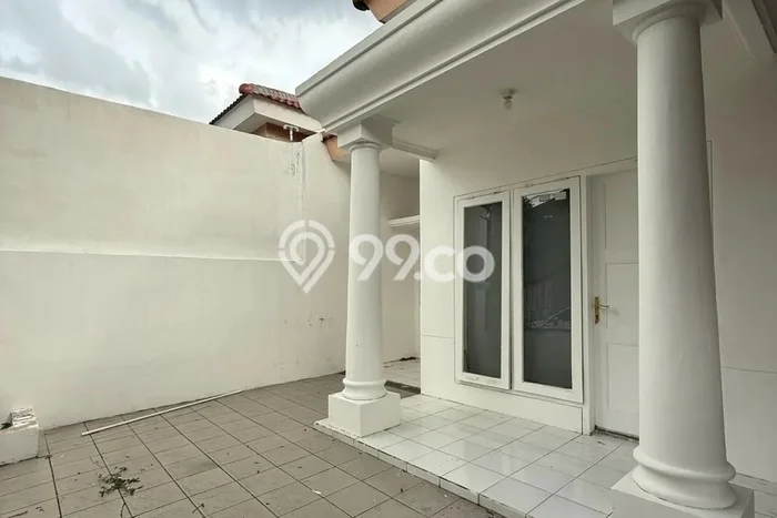 Sewa Rumah Murah di Citraland Surabaya dengan 4 KT Sewa Rumah Murah di Citraland Surabaya dengan 4 KT