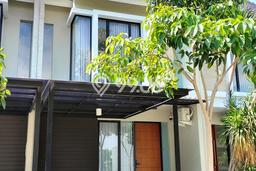 Disewakan! Rumah 2 Kamar Tidur &
2 Kamar Mandi di Citraland, Surabaya Disewakan! Rumah 2 Kamar Tidur &
2 Kamar Mandi di Citraland, Surabaya