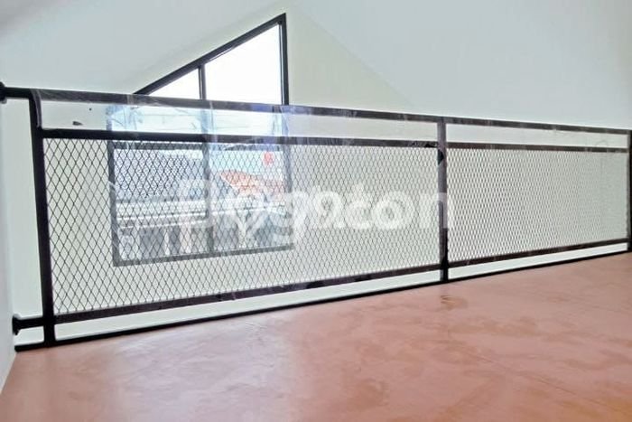 Ruko Bagus LT 30m2 LB 33m2 Dijual di Sawangan Depok Ruko Bagus LT 30m2 LB 33m2 Dijual di Sawangan Depok