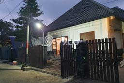 Hunian Elit LB 200m2 Siap Pakai Desain Elegan di Riau, Bandung Hunian Elit LB 200m2 Siap Pakai Desain Elegan di Riau, Bandung