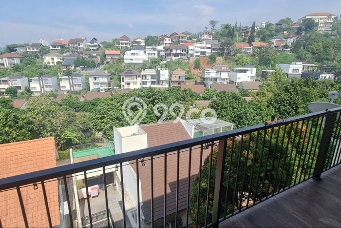 For Sale! Luxury House LT 320m2 Desain Elegan di Dago Pakar For Sale! Luxury House LT 320m2 Desain Elegan di Dago Pakar