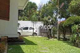Jual Rumah Luas Megah Dengan View Cantik di Burangrang, Bandung Jual Rumah Luas Megah Dengan View Cantik di Burangrang, Bandung