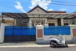 Jual Rumah Strategis Bagus Punya 4 KT di Batununggal Bandung SHM Jual Rumah Strategis Bagus Punya 4 KT di Batununggal Bandung SHM