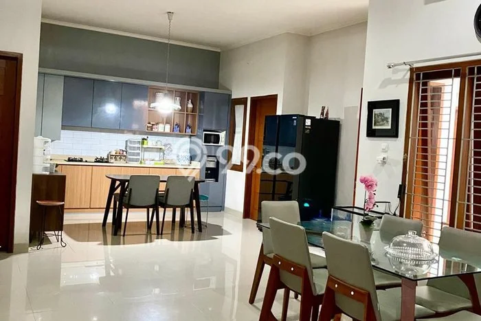 Hot Offer Hunian Mewah Ideal dan Luas di Regol, Bandung Hot Offer Hunian Mewah Ideal dan Luas di Regol, Bandung