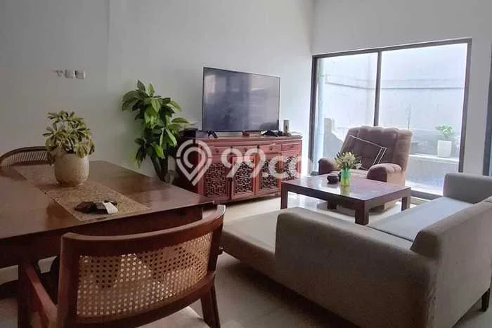 Jual Rumah Bagus Siap Huni LB 136m2 di Ciputat, Tangerang Selatan Jual Rumah Bagus Siap Huni LB 136m2 di Ciputat, Tangerang Selatan