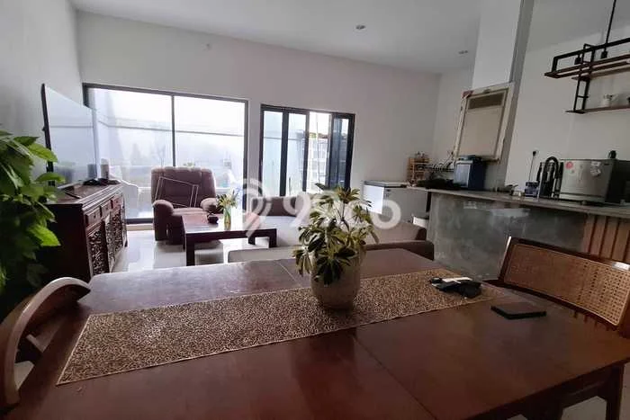 Jual Rumah Bagus Siap Huni LB 136m2 di Ciputat, Tangerang Selatan Jual Rumah Bagus Siap Huni LB 136m2 di Ciputat, Tangerang Selatan
