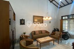 Rumah Elit LB 250m2 Siap Huni Desain Elegan di Klender, Jakarta Timur Rumah Elit LB 250m2 Siap Huni Desain Elegan di Klender, Jakarta Timur