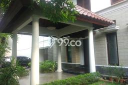 Hunian Bagus Disewakan di Senopati, Jakarta Selatan LT 1m2, LB 0m2 Hunian Bagus Disewakan di Senopati, Jakarta Selatan LT 1m2, LB 0m2