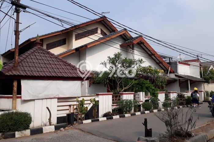 Rumah Mewah LB 300m2 Siap Pakai Desain Elegan di Bekasi, Bekasi Rumah Mewah LB 300m2 Siap Pakai Desain Elegan di Bekasi, Bekasi