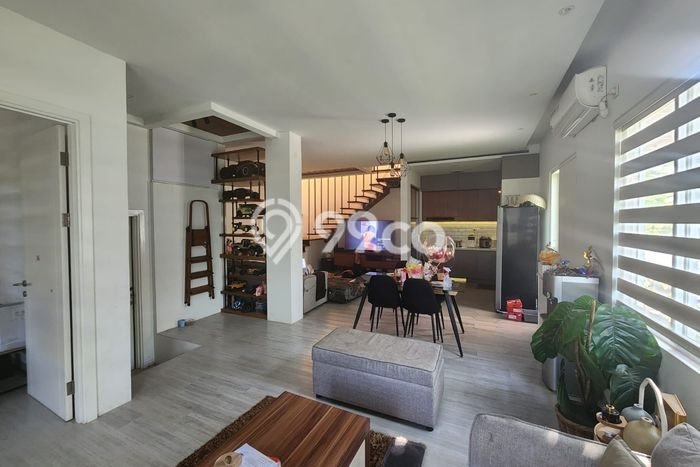 Ready to Use! Premium House LT 164m2 Desain Modern di Summarecon Bandung Ready to Use! Premium House LT 164m2 Desain Modern di Summarecon Bandung