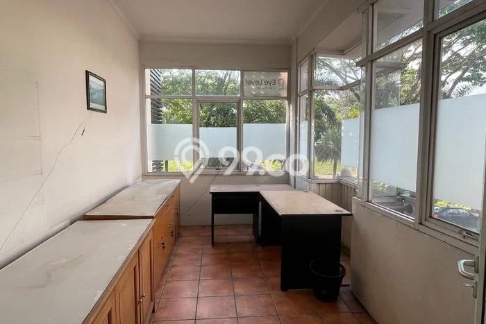 Ruko Dijual di Bandung LT 190m2 & LB 360m2 Lokasi Terbaik! Ruko Dijual di Bandung LT 190m2 & LB 360m2 Lokasi Terbaik!