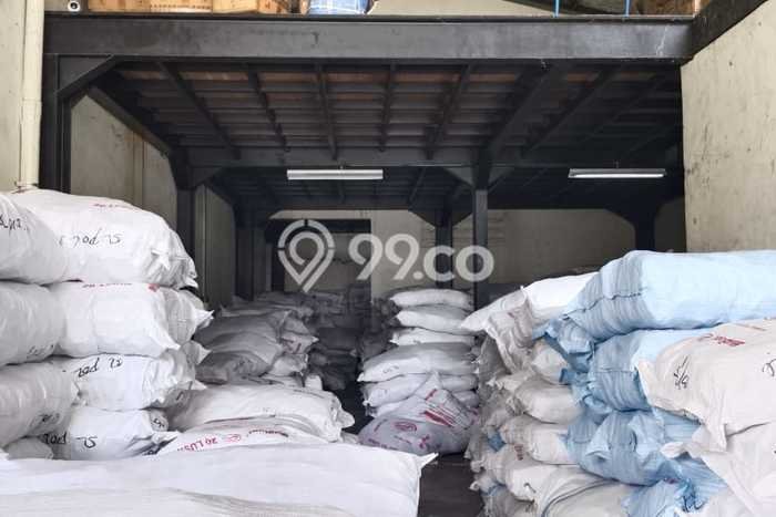 Unit Gudang Dijual di Bandung LT 205m2 & LB 190m2 Unit Gudang Dijual di Bandung LT 205m2 & LB 190m2