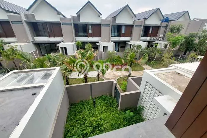 Jual Rumah Luas Elegan Dengan View Cantik di Podomoro Park Bandung, Bandung Jual Rumah Luas Elegan Dengan View Cantik di Podomoro Park Bandung, Bandung