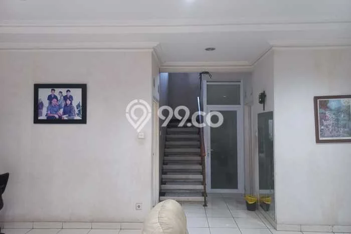 Jarang Ada! Rumah Sewa 4 Kamar Nyaman Siap Huni Singgasana Jarang Ada! Rumah Sewa 4 Kamar Nyaman Siap Huni Singgasana
