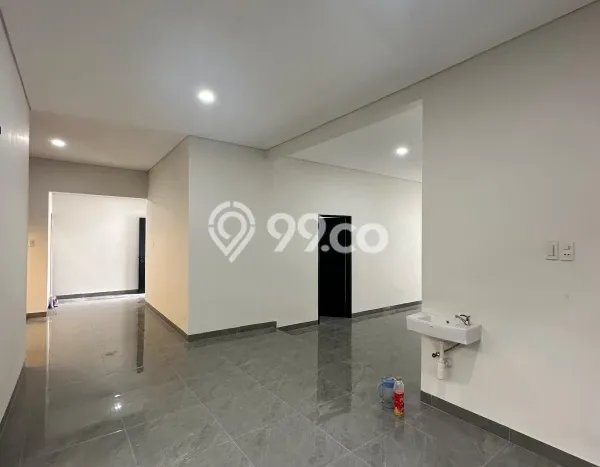 Rumah Mewah Siap Huni LT 225m2 di Medan Selayang, Medan Rumah Mewah Siap Huni LT 225m2 di Medan Selayang, Medan