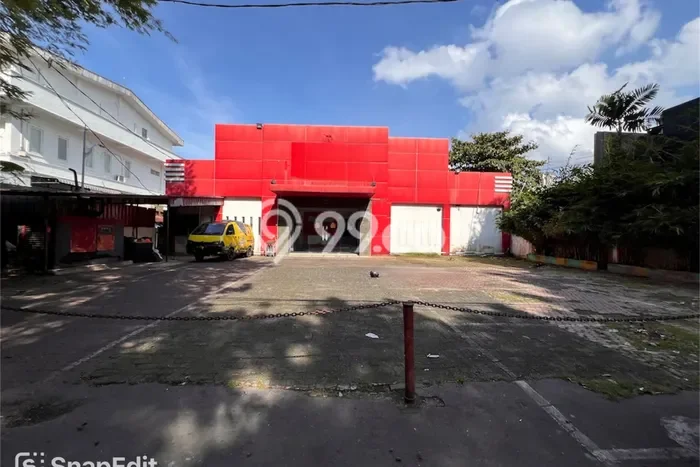Disewakan Kantor komersial di Medan Barat luas bangunan 900m2 Disewakan Kantor komersial di Medan Barat luas bangunan 900m2