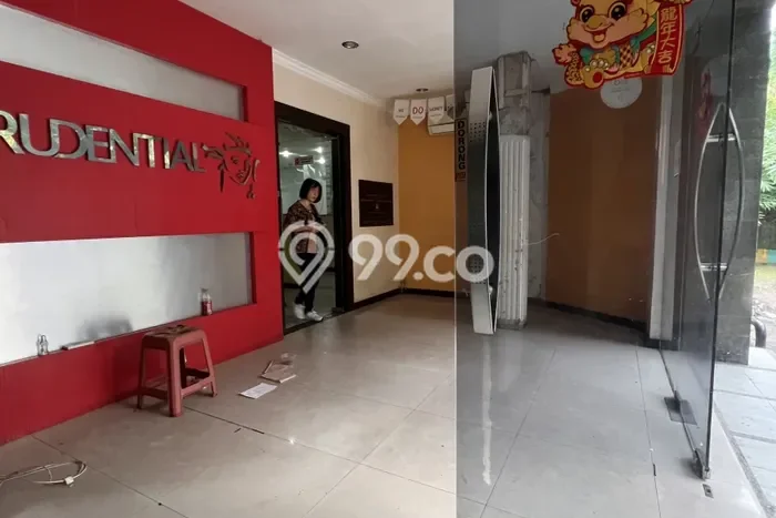 Disewakan Kantor komersial di Medan Barat luas bangunan 900m2 Disewakan Kantor komersial di Medan Barat luas bangunan 900m2