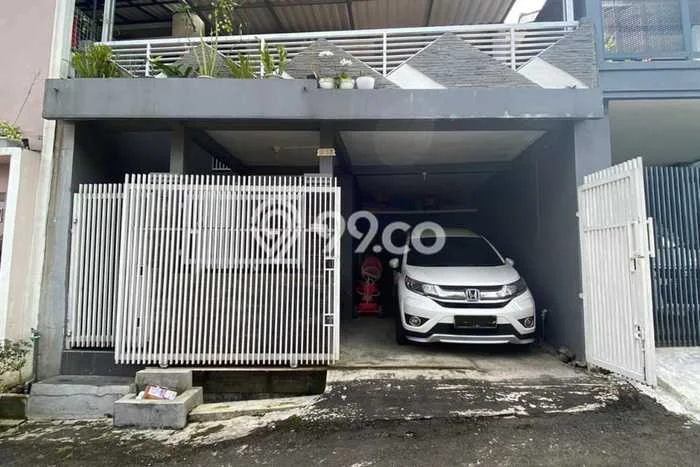 Dijual Hunian Rumah Terawat 2 KT di Sariwangi, Bandung Dijual Hunian Rumah Terawat 2 KT di Sariwangi, Bandung
