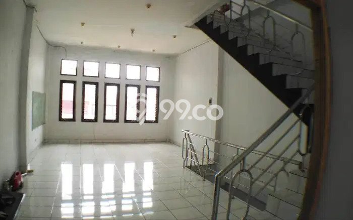 Disewakan Ruko di Kawasan Ramai Sudirman Luas 250m2 Disewakan Ruko di Kawasan Ramai Sudirman Luas 250m2