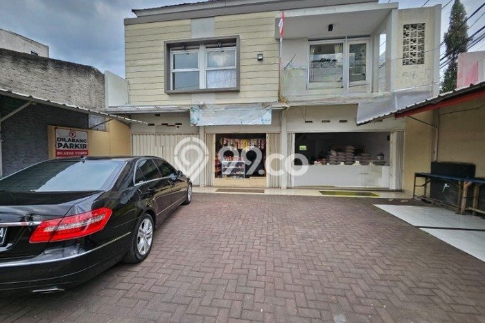 Dijual! Ruko di Bandung Kota Bandung LT 180m2 / LB 171m2 Kawasan Strategis Dijual! Ruko di Bandung Kota Bandung LT 180m2 / LB 171m2 Kawasan Strategis