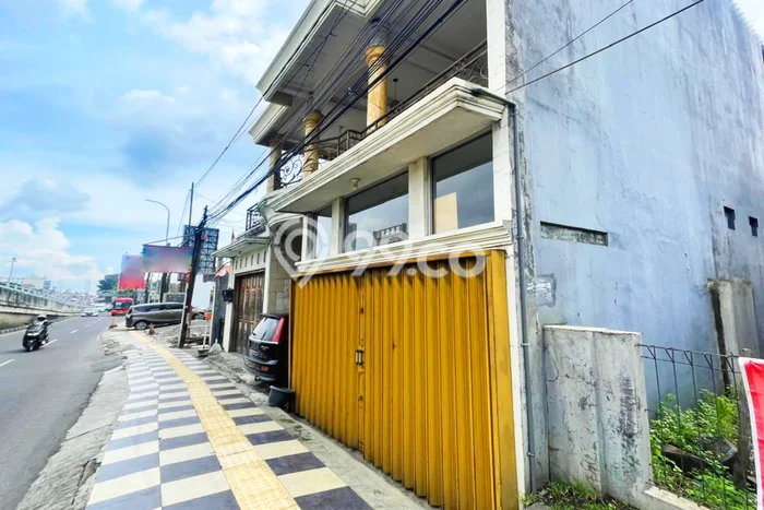 Ruko Disewa di Semarang Selatan, Semarang, LT 16m2 / LB 16m2 Ruko Disewa di Semarang Selatan, Semarang, LT 16m2 / LB 16m2