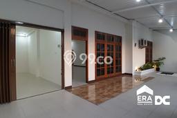 Rumah Berkualitas 4 Kamar Tidur dan 3 Kamar Mandi di Semarang Selatan, Dekat Pusat Kota, Semarang Rumah Berkualitas 4 Kamar Tidur dan 3 Kamar Mandi di Semarang Selatan, Dekat Pusat Kota, Semarang