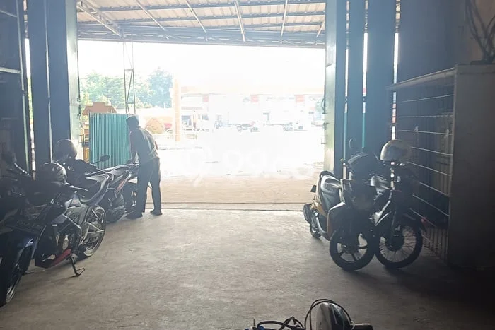 Dijual! Gudang di Sepanjang Jaya Bekasi LT 2250m2 / LB 2250m2 Kawasan Bisnis Dijual! Gudang di Sepanjang Jaya Bekasi LT 2250m2 / LB 2250m2 Kawasan Bisnis