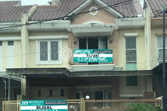 For Sale! Luxury House LT 144m2 Desain Elegan di Daan Mogot For Sale! Luxury House LT 144m2 Desain Elegan di Daan Mogot