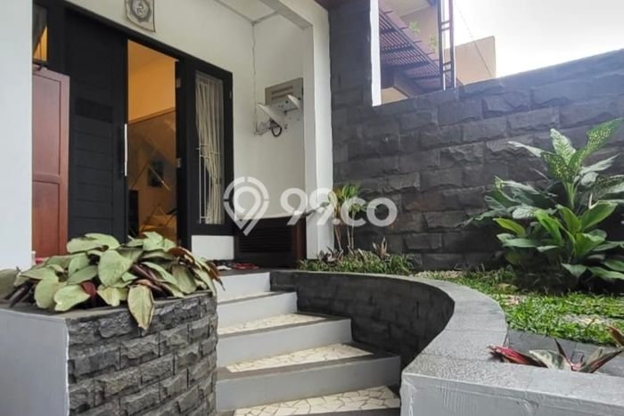 For Sale! Luxury House LT 130m2 Desain Elegan di BSD Nusaloka For Sale! Luxury House LT 130m2 Desain Elegan di BSD Nusaloka