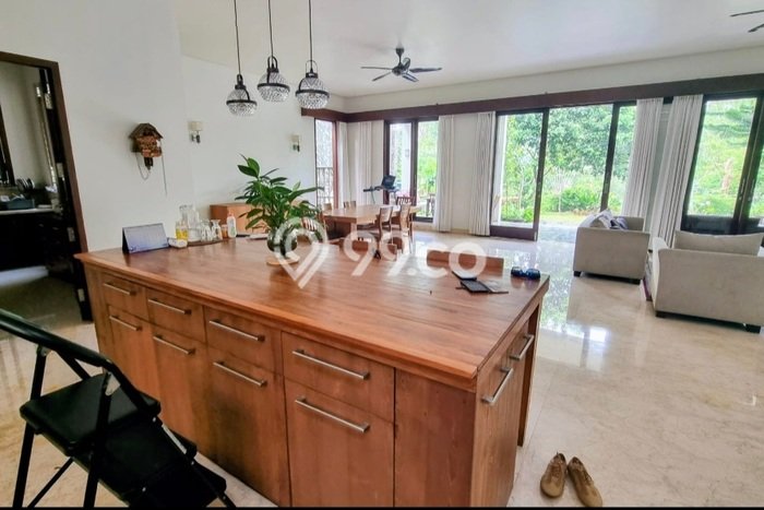 Siap Huni Hunian Elit 4 Kamar di BSD Dekat ke Mana Pun Siap Huni Hunian Elit 4 Kamar di BSD Dekat ke Mana Pun